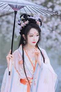 厉寒霆的
